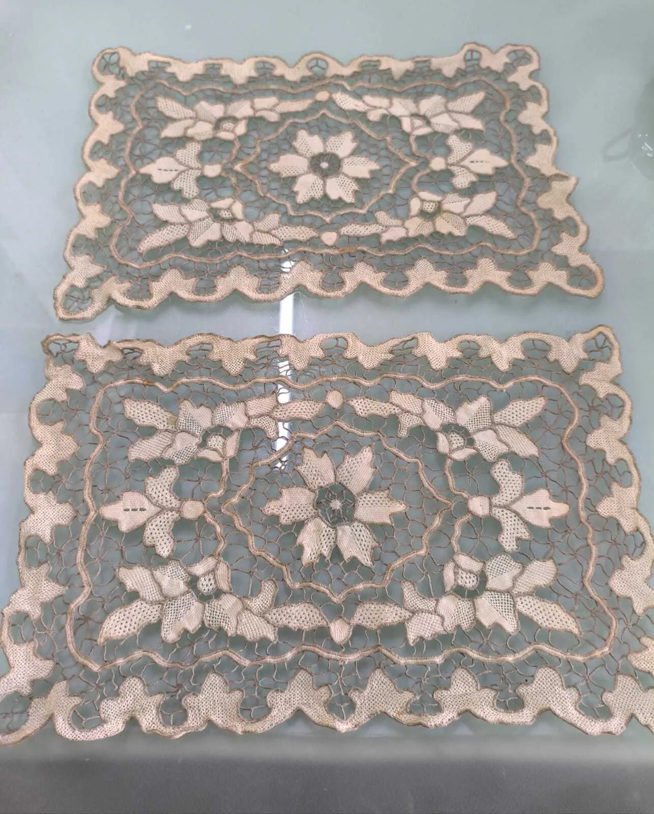 CARPETITA RECTAGULAR : Med 38 x  25 cm 