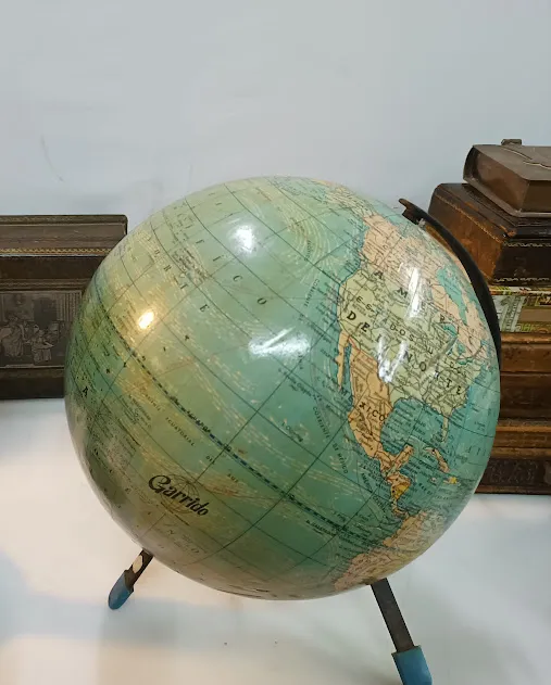 GLOBO TERRAQUEO " GARRIDO" PATAS DE HIERRO