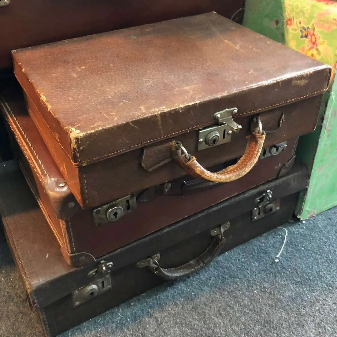  VALIJAS   MEDIANA  ANTIGUAS VARIAS