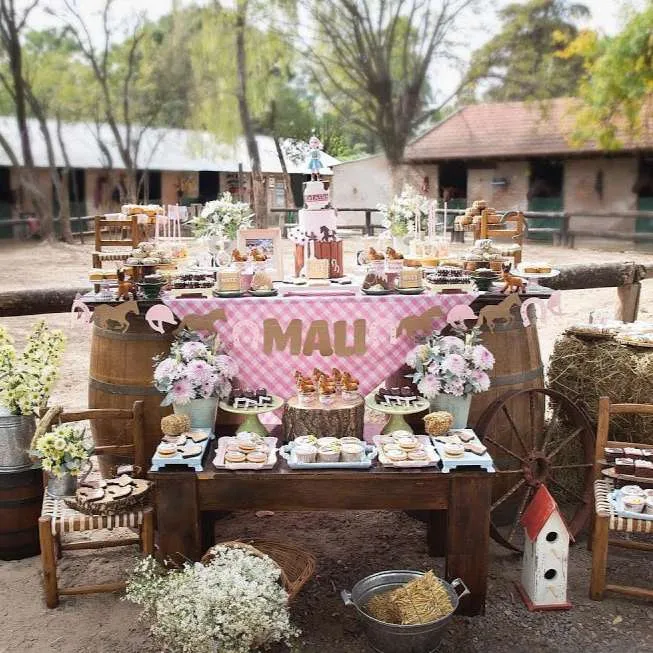 Fondo de Mesa Country