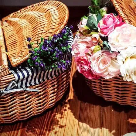 CANASTA MIMBRE OVAL CON 2 TAPAS