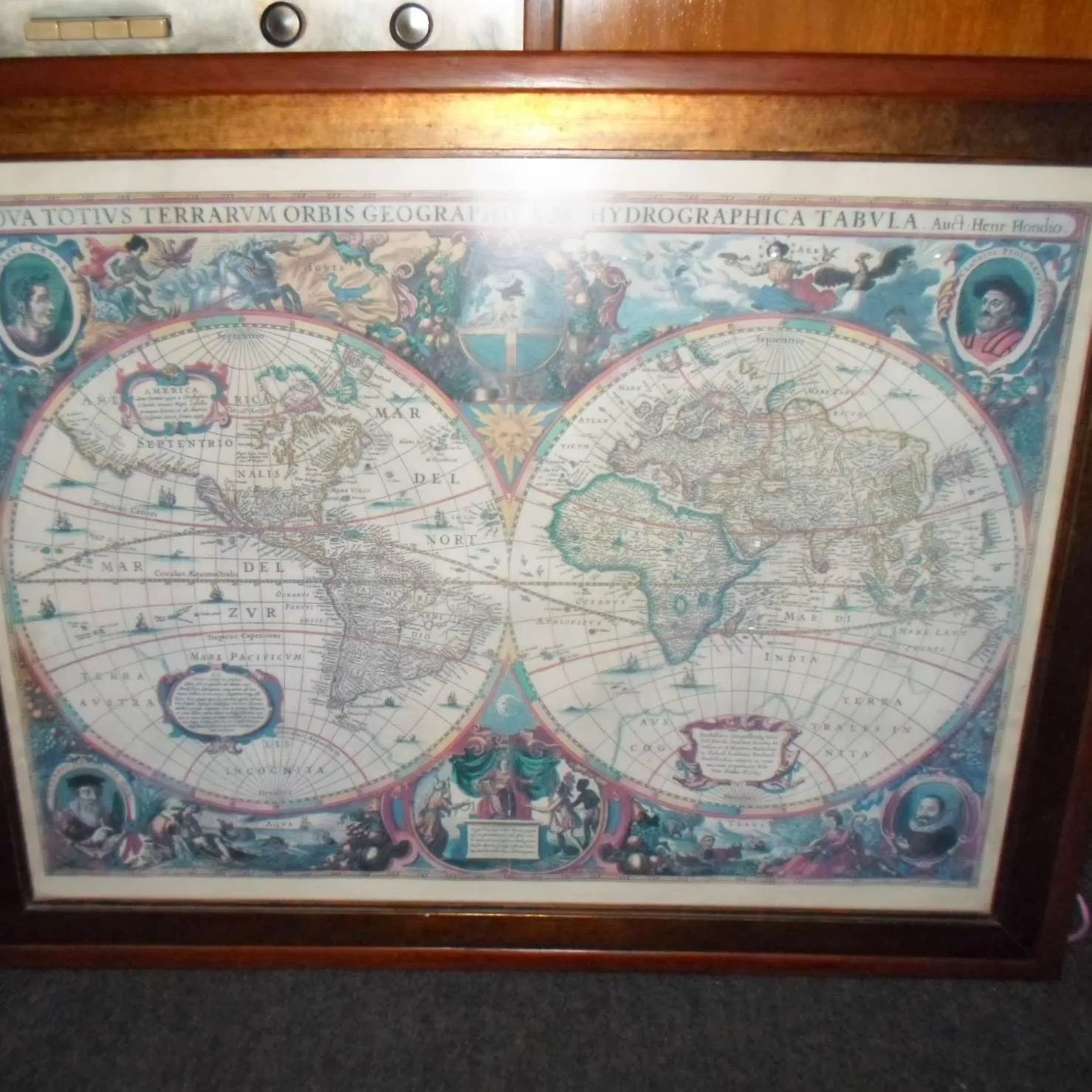 MAPAMUNDI  ANTIGUO  "TERRANOVA ORVIS"   Medida: 80x 60 cm