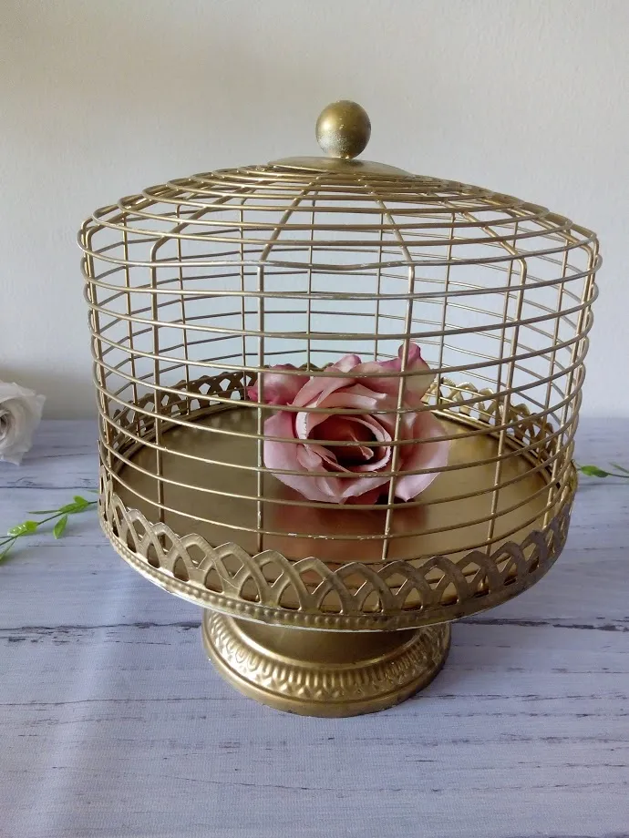 Pie de Torta -Metal Oro  C/Tapa JAULITA "MILANO" -Diam 24 cm (CO017)