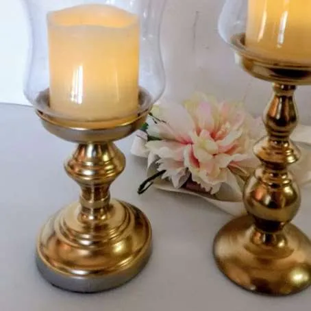 FANAL PARIS ORO  BAJO con base metal y tulipa Diam: 14 -Alt 28 CM (CO021)