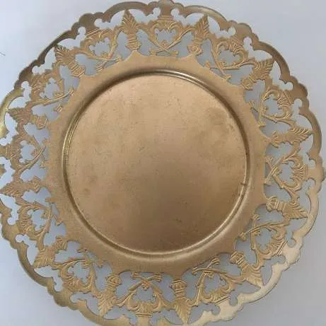 PLATO CALADO METAL ORO  18 CM " PCO3"