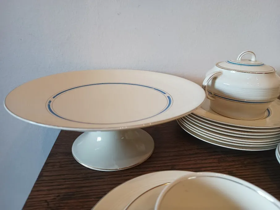 PIE DE TORTA  WOOD IVORY - LINEA  AZUL Y ORO