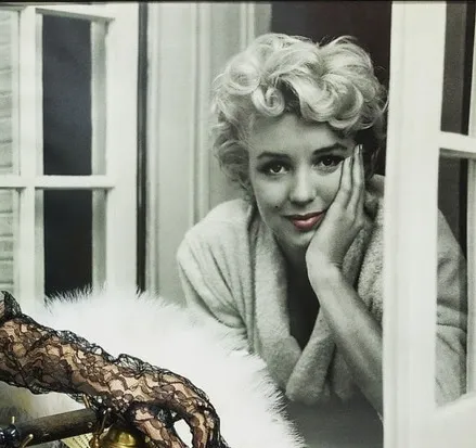 CUADRO MARILYN MONROE  VENTANA  60 X80  CM