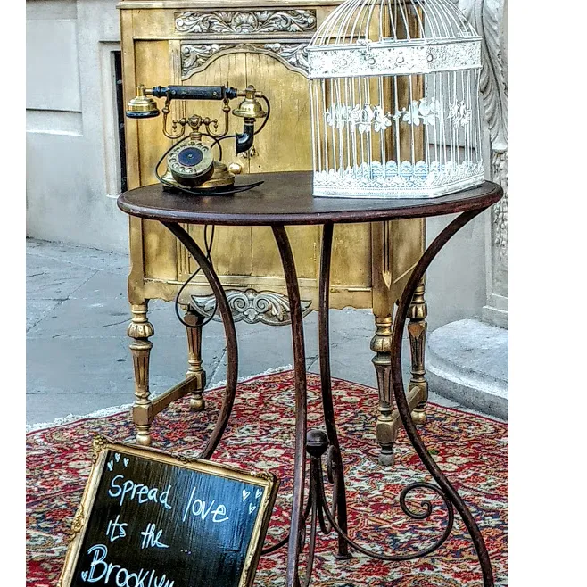 MESA REDONDA DE HIERRO OXIDO -  Diam 0.70 x 0.80  MT alt