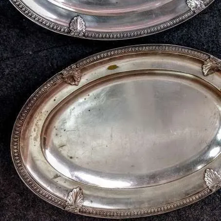 BANDEJA DE PLATA  OVAL 4 HOJAS  BPO 05 ( 38X 26 cm )