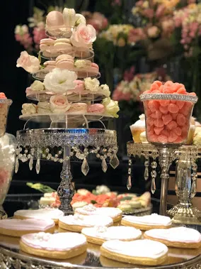 PIE  DE TORTA MEDIANO PLATA  "PARÍS " (CP002)