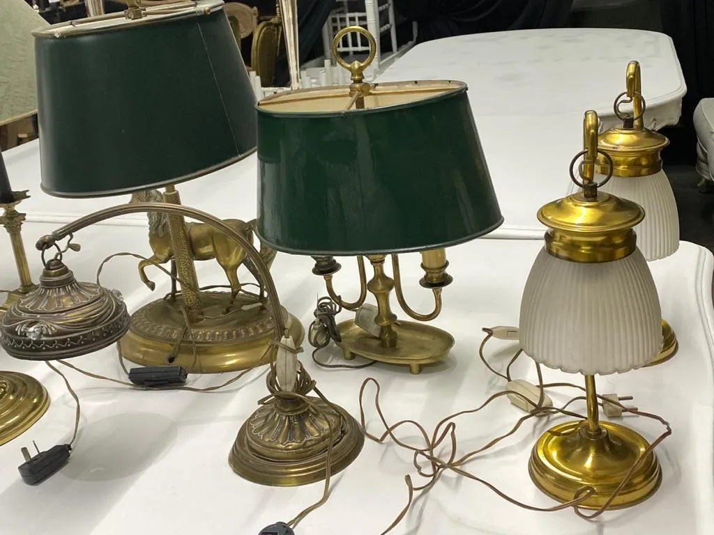 LAMPARA DE ESCRITORIO  PANTALLA VERDE 2 VELAS