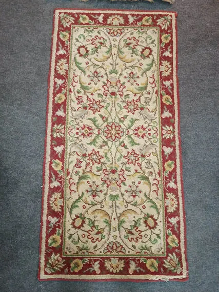 ALFOMBRA PERSA " MORA"  1.20 X 0.60