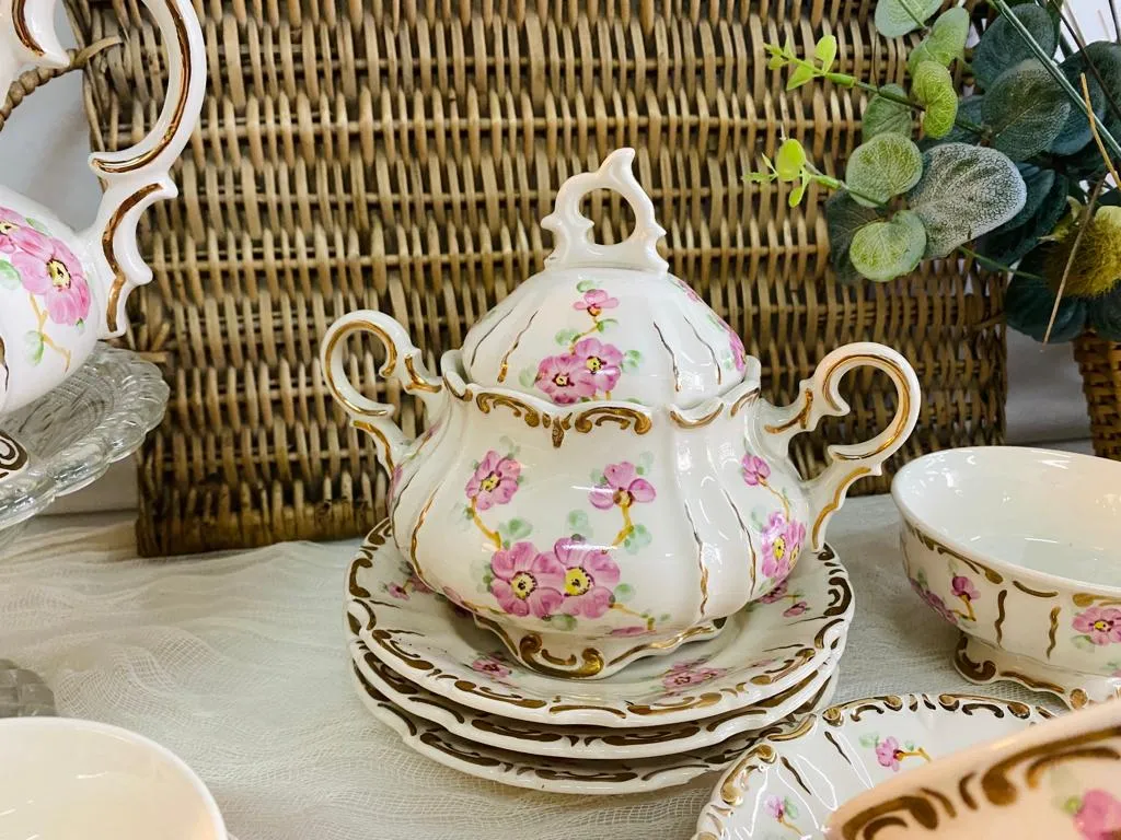 AZUCARRA ANTIGUA MARIA A. " ROSAS" 