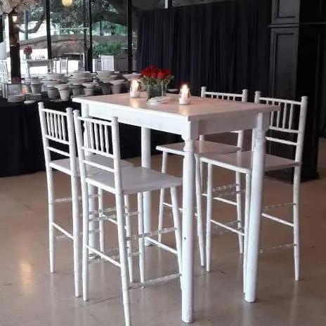 MESA ALTA TIFFANY  1.10 X 0.6O X 1.10 ALT