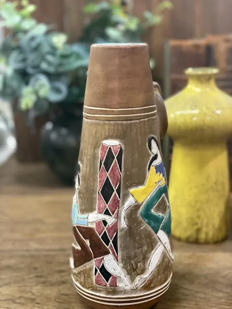 FLORERO CERAMICA BARILOCHE  FIGURA FEMENINA - ALT.  "FCB"28 CM BASE 10 XM