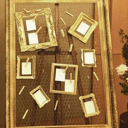 ATRIL ROBLE GRANDE  Base 0.70 CM X 1.0 MT Alt.