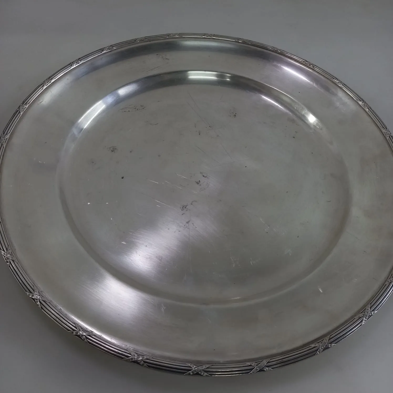 BANDEJA DE PLATA ANTIQUE  "BPA41 "  Diam.39 CM 