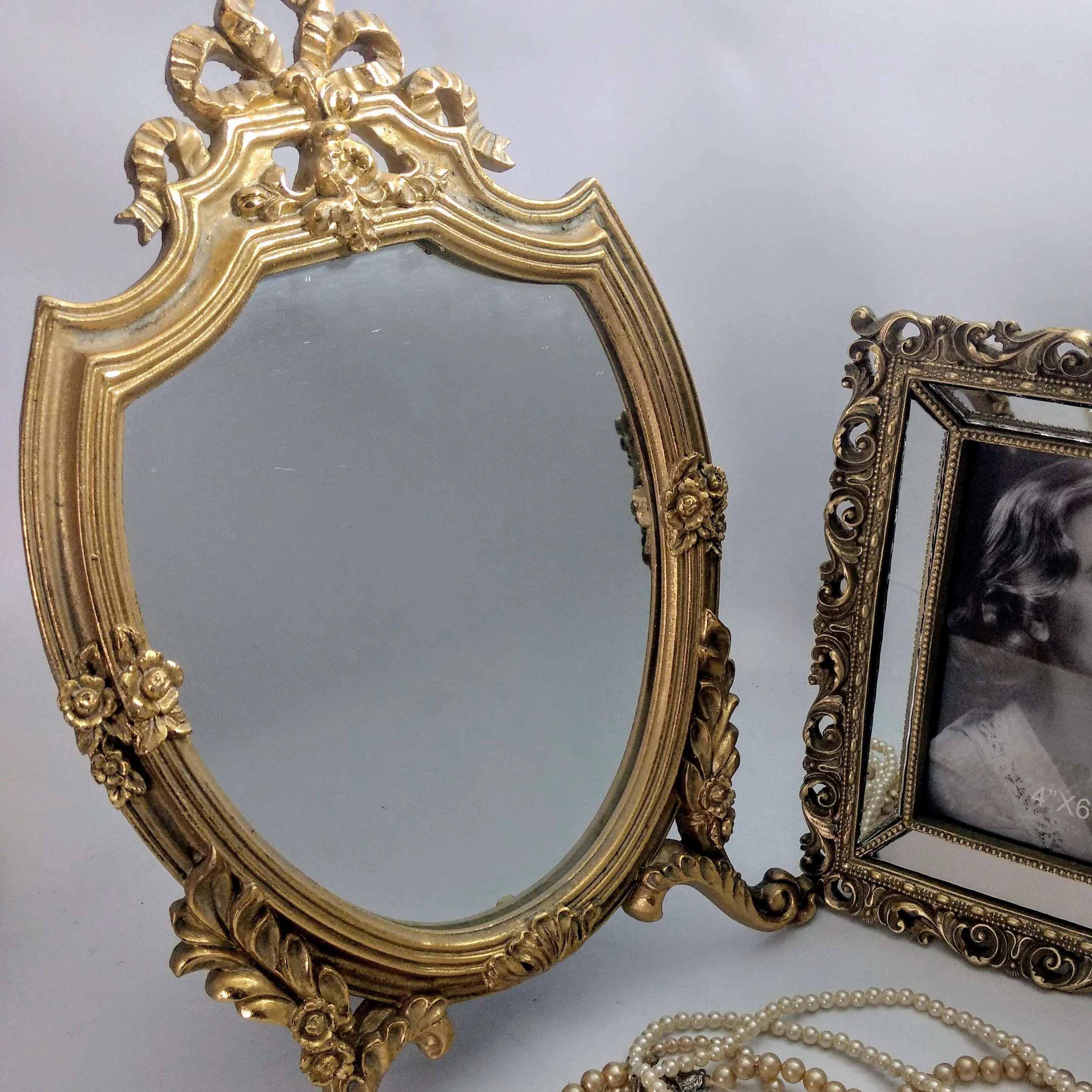 ESPEJO DE MESA ORO "REINA ANA " 20X Alt. 33 CM