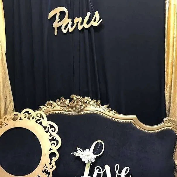 LETRA   PARIS   EN CURSIVA