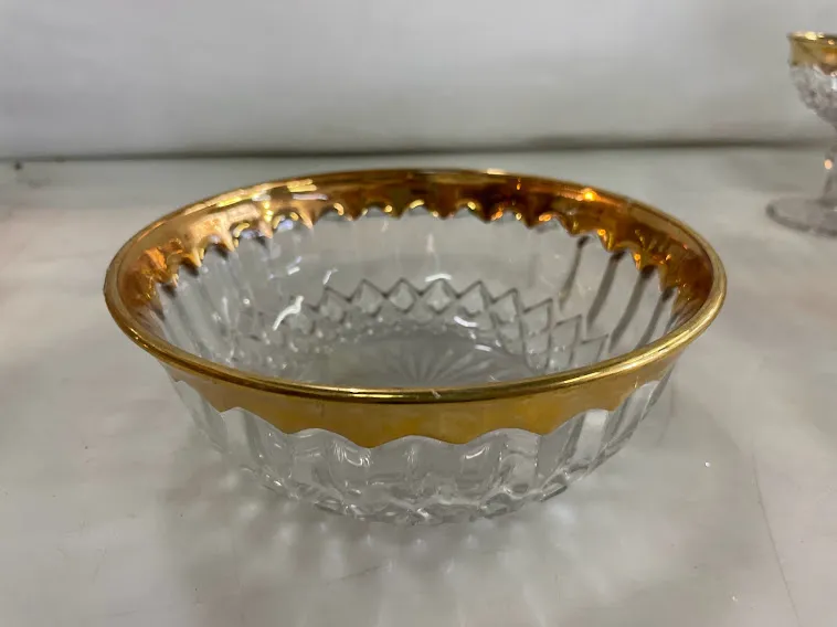 BOWL VIDRIO LABRADO  BORDE ORO   "BVO " diam 18 CM - alt. 7 CM 