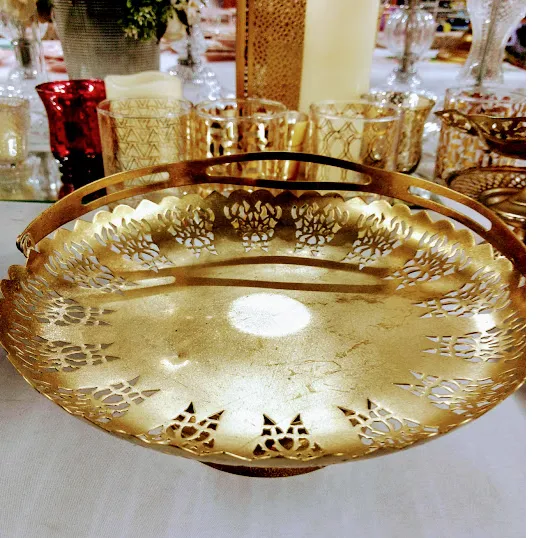 Alzada  A8" Calado Metal Canasta Oro / 27 x5 cm diam (CS032) 