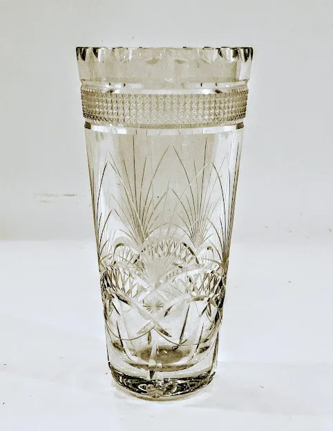 FLORERO CRISTAL  ANTIGUO "FCA15"  10 X 21 CM 