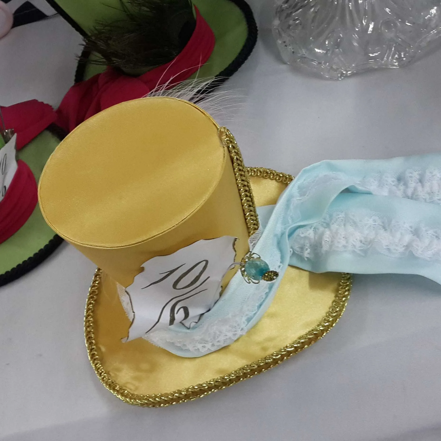 GALERA ALICIA CHICA DORADO   BASE : 15 X  ALT. 12 CM