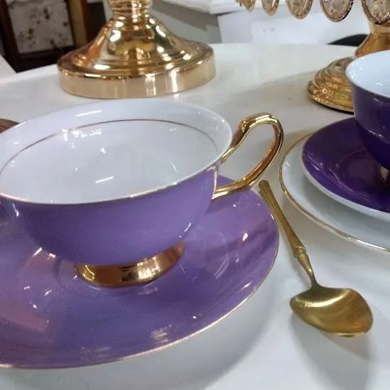 TAZA DE TE ROYAL CLASSIC -LILA