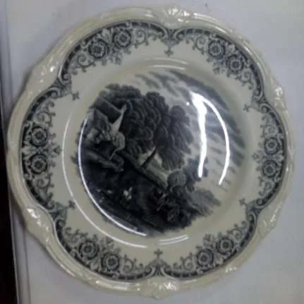 PLATO PRINCIPAL INGLESA MANTECA  y NEGRO - GRINDLEY DIAM 23