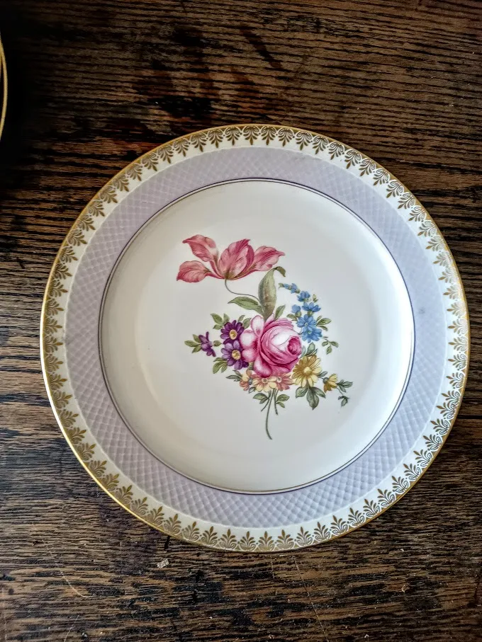 PLATO PLAYO BAVARIA BOUQUET LILA ESCHENBACH - 24 CM