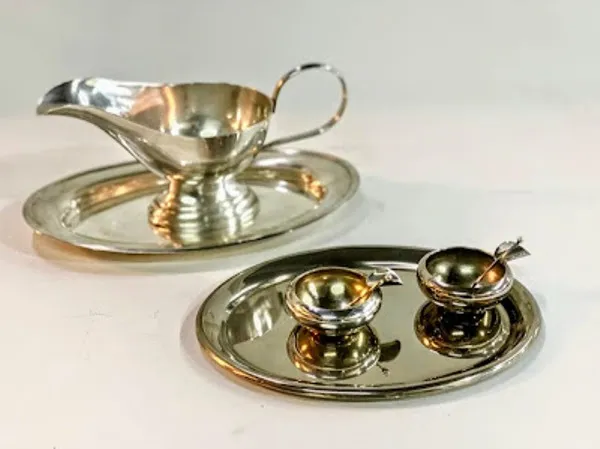 SALERO/ PIMENTERO CIRCULAR CON MINI CUCHARITAS PLATA ANTIQUE  diam 5  SP 5