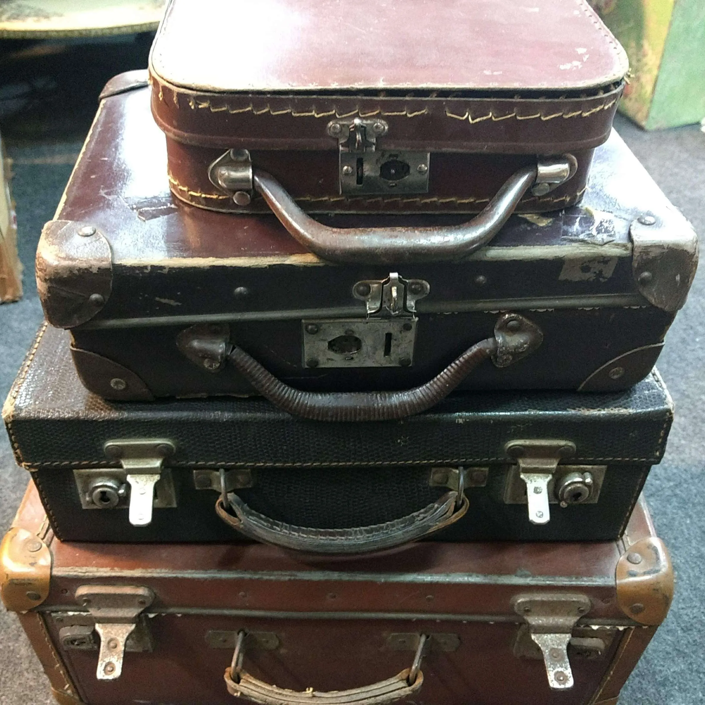 CUARTETO DE VALIJAS MEDIANAS Y CHICAS