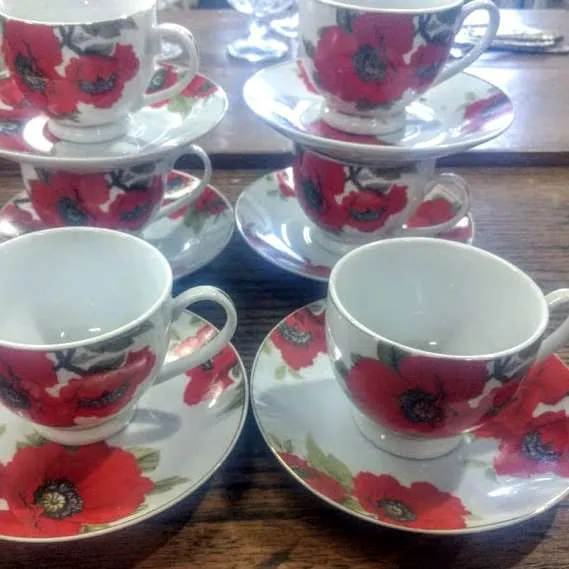 TAZA DE TÉ  PREMIUM-ROJO CON FLOR 