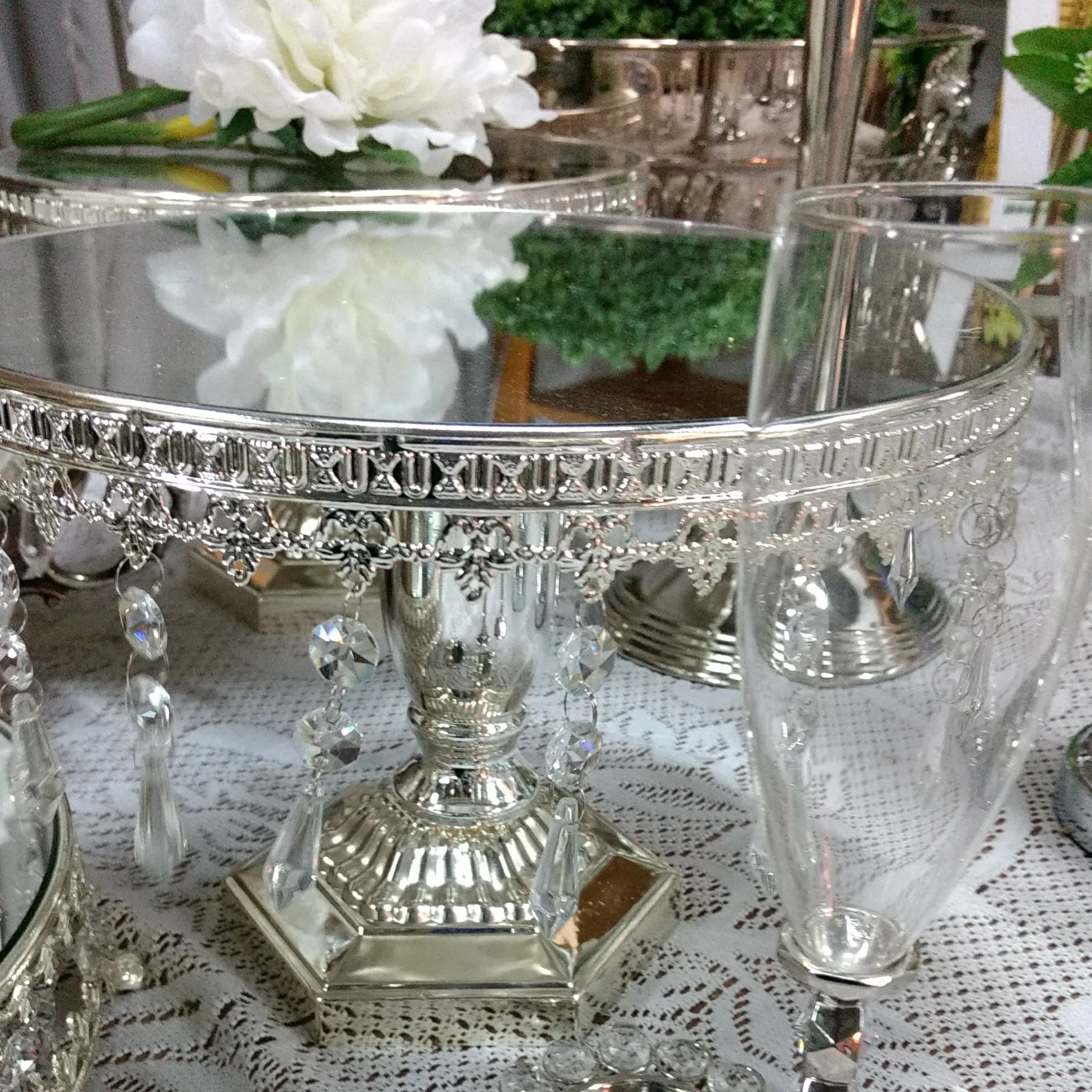 PIE DE TORTA  PLATA DIAMANTE HEXAGONAL   Diam 30 x 21 cm (CP006)