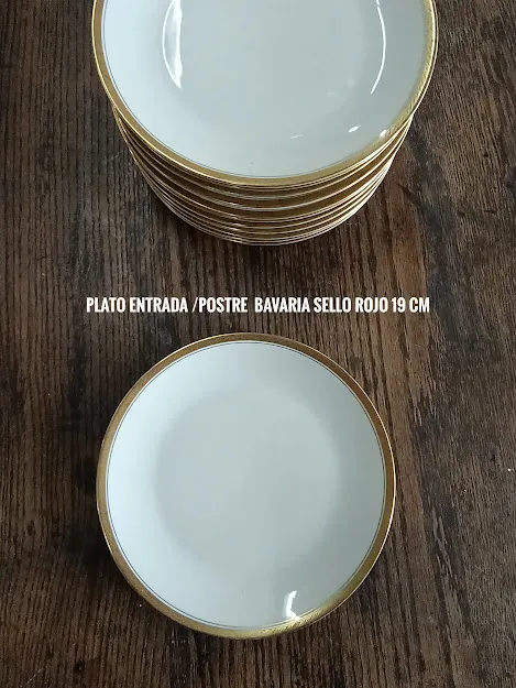 PLATO POSTRE / ENTRADA  BAVARIA "SELLO ROJO"  BORDE ORO  19 cm  "ME22"