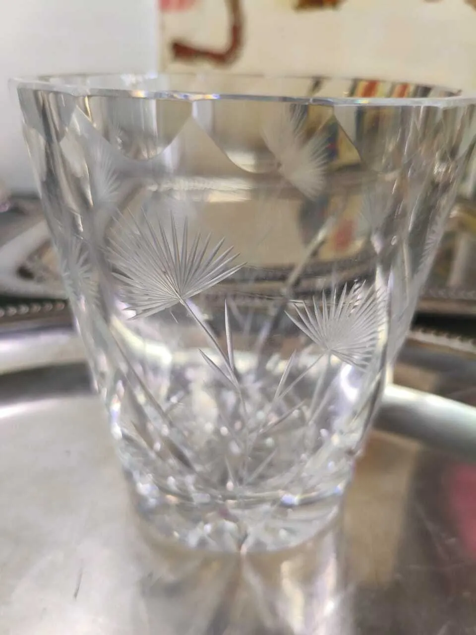 HIELERA CRISTAL TALLADO ANITIQUE "HC3" :Diam 13 cm Alto 13 cm 
