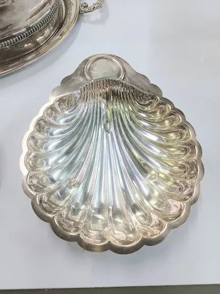 BANDEJA  OSTRA PLATIL  "BOS " 32 x 26 cm  