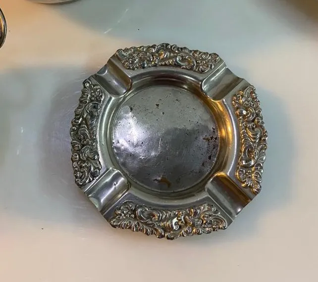 CENICERO  REDONDO PLATA  LABRADO -"CRP " DIAM 14 CM