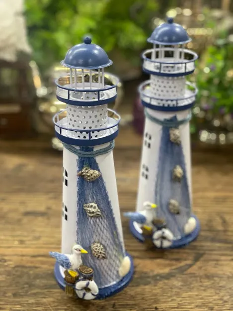 FARO MARINO CON RED Y LUCES Alt. 30 cm ; Base 9 cm