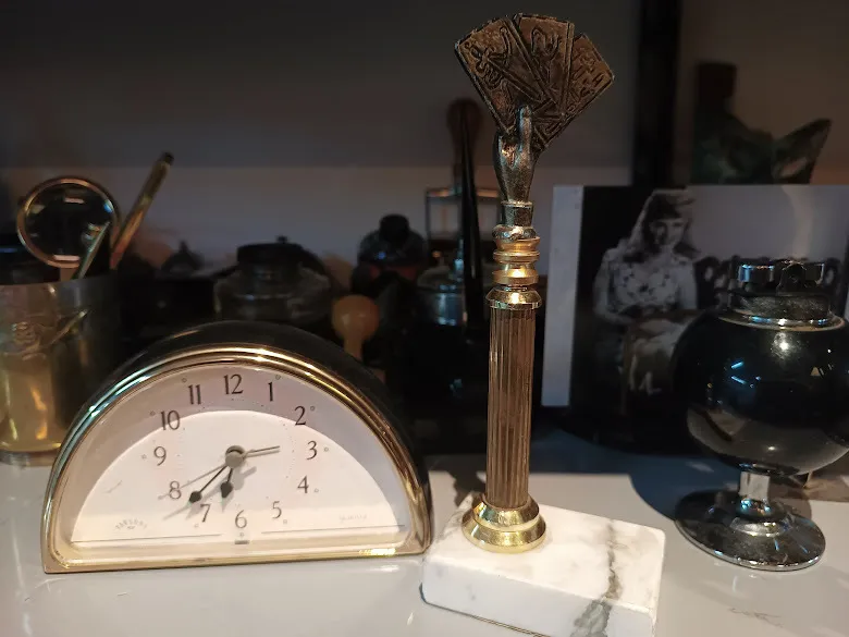 TROFEO DORADO DE NAIPES