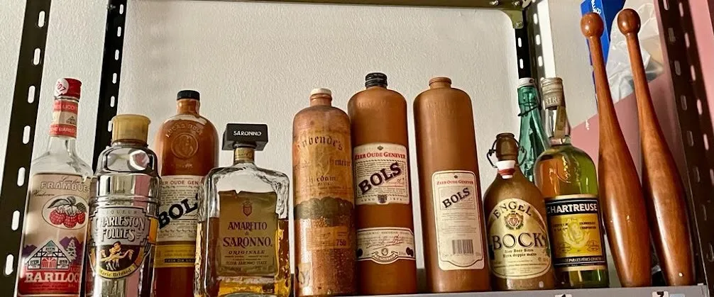 BOTELLAS BEBIDAS VARIAS 