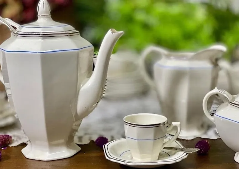 CAFETERA INGLESA HUGES