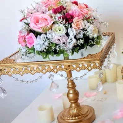 PIE DE TORTA "ORO REAL" CUADRADO GRANDE 27X27X27 (CO004)