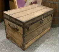 BAUL DE MADERA - 0.90 X 0.50 X 0.55 MT