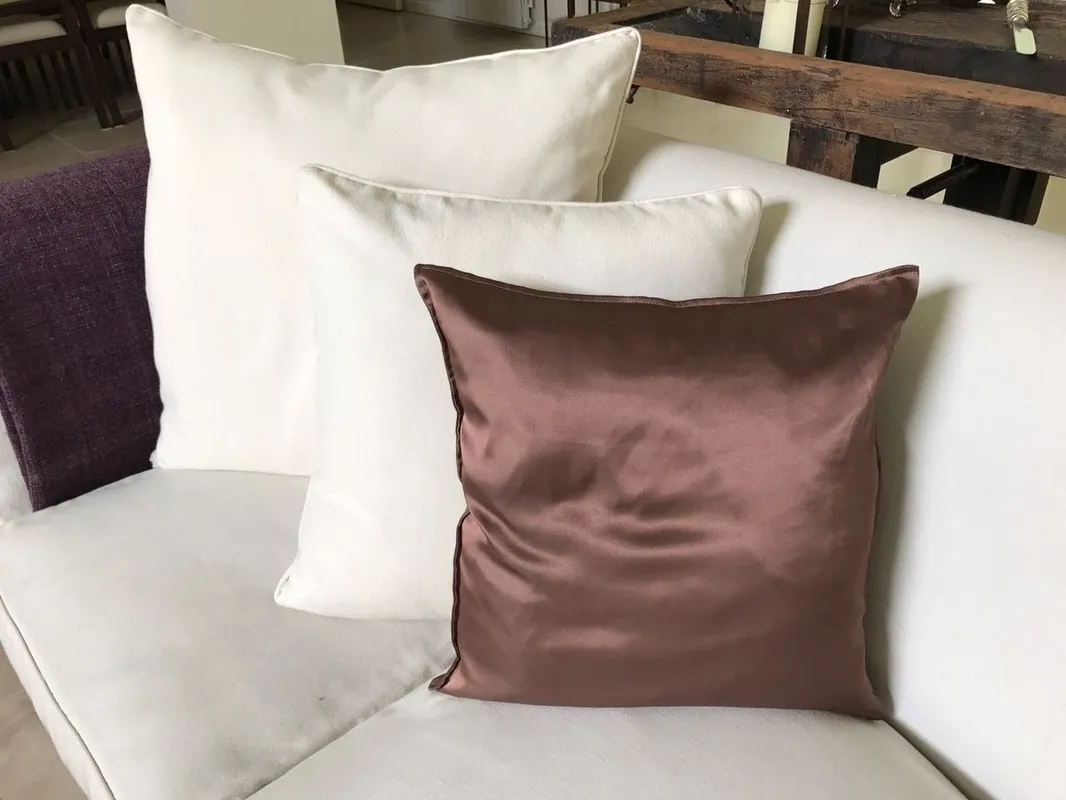 ALMOHADON SATEN CHOCOLATE 40X40 (SCH)