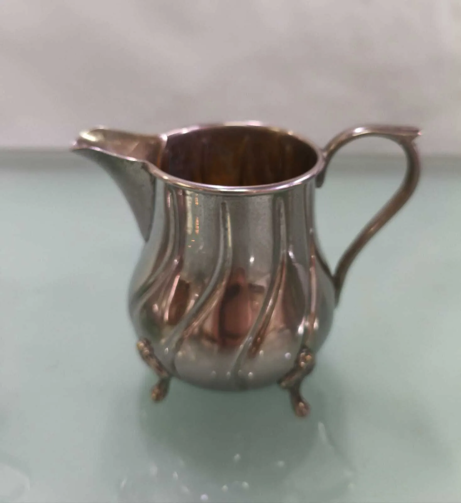 LECHERITA DE PLATA ANTIQUE"LPAR" :Diam 6 cm , alto 9cm 