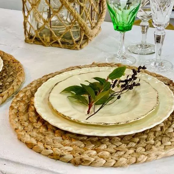 PLATO DE ENTRADA PORCELANA INGLESA  SUNSHINE  18 CM  MARFIL