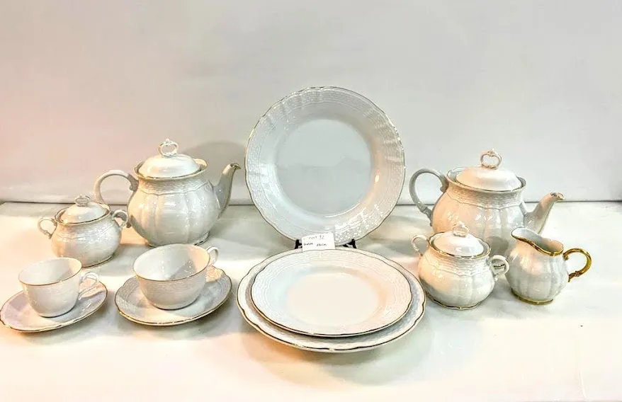 TETERA PORCELANA VERBANO BORDE ORO RELIEVE