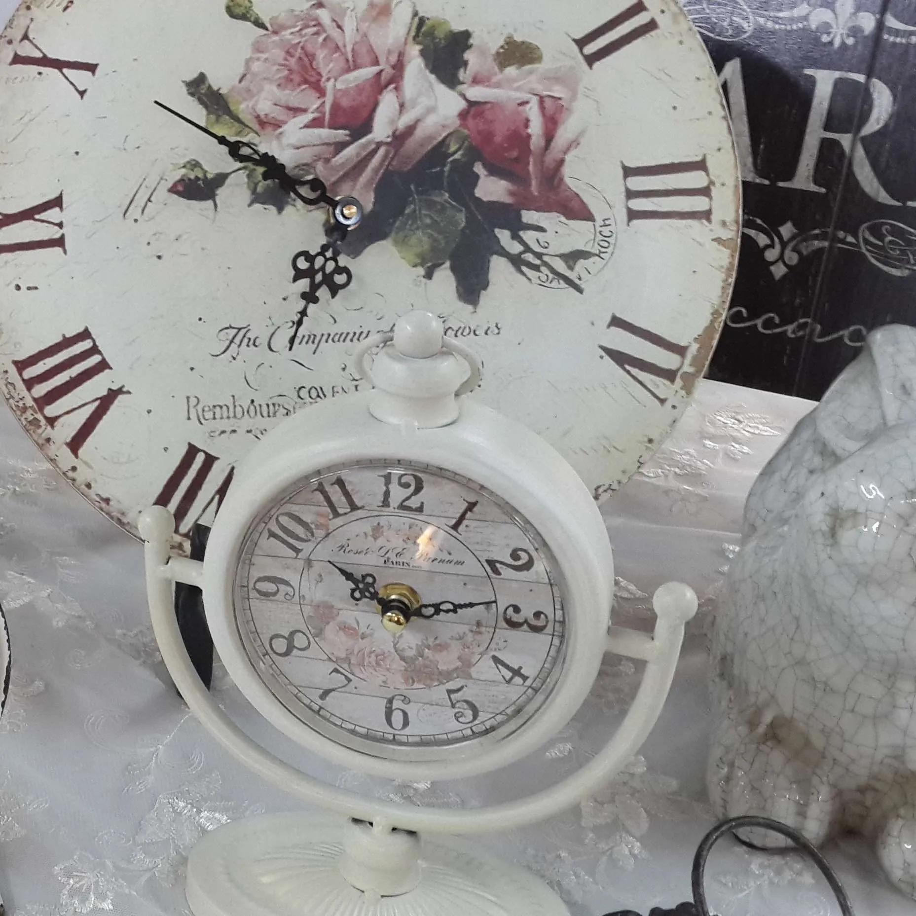 Reloj Roses Paris  Blanco pie