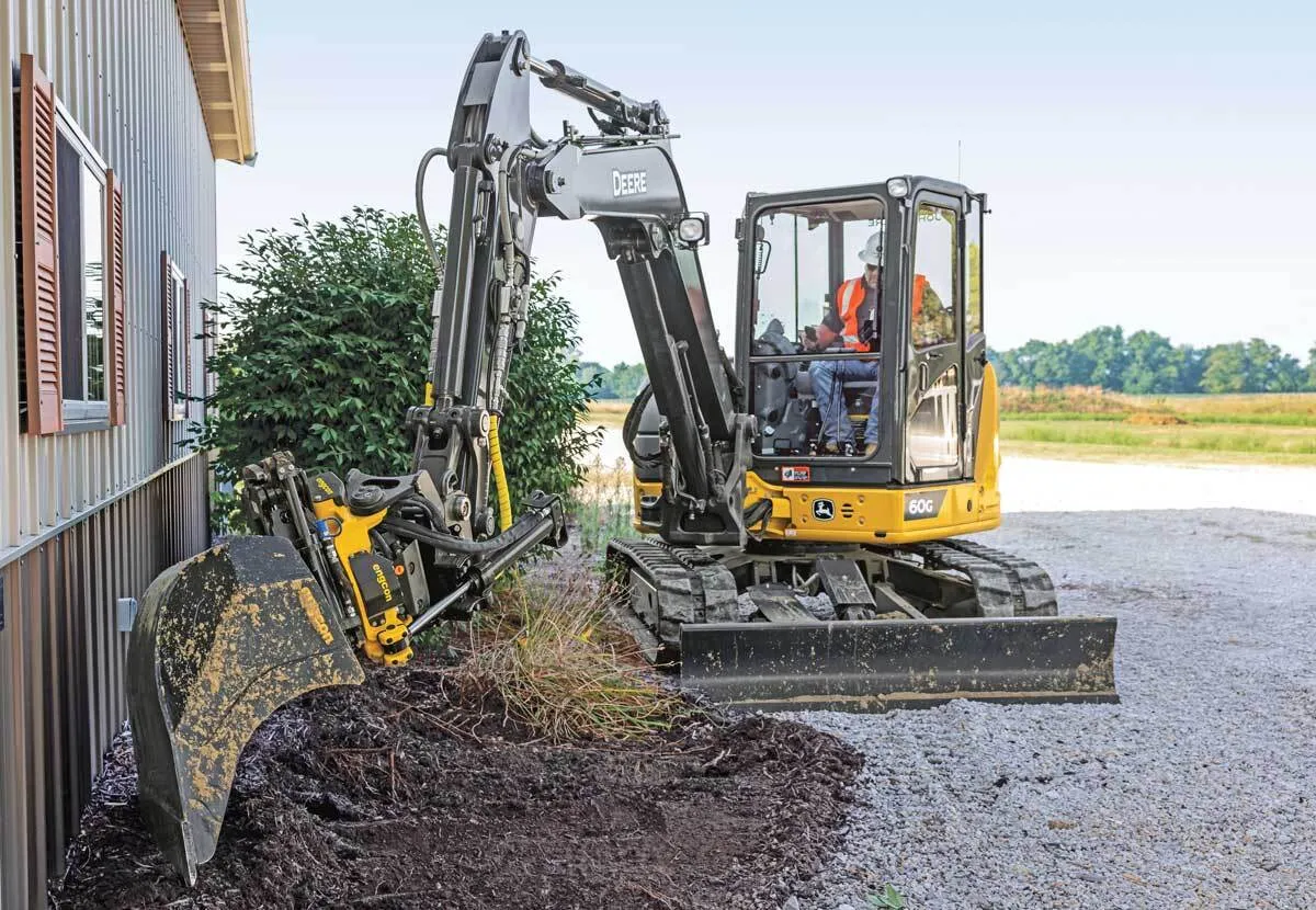 Excavators & Attachments